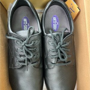 New Mens Orthotic shoes size 9 with special insoles